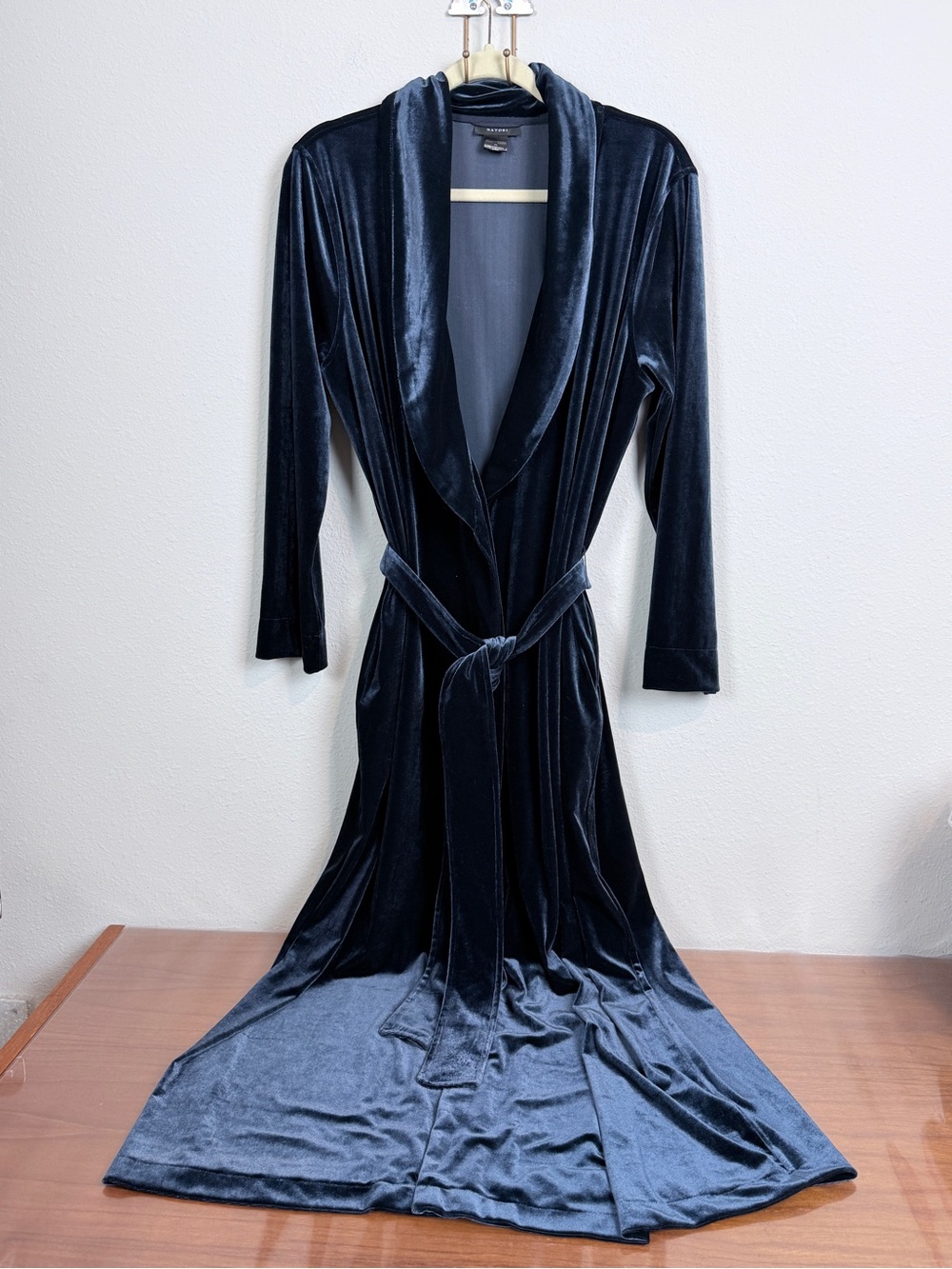 Natorie Natalie Velvet Long Robe Shawl Collar Blue M